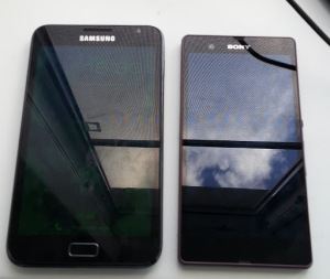 Galaxy Note II vs Xperia Z
