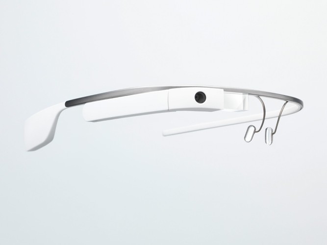 Очки Google Glass с системой передачи звука по костям черепа
